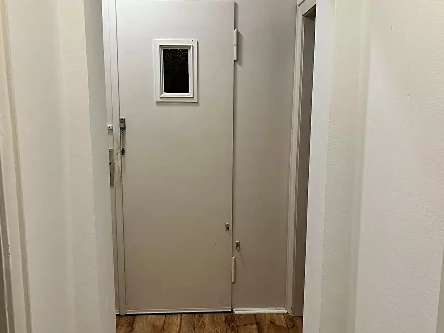 Immagine 1 di Appartamento in affitto  in Forsbacher Straße a Köln
