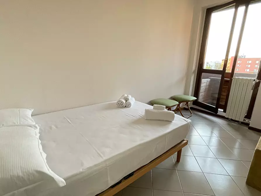 Immagine 2 di Camera in affitto  in Via Angelo Ramazzotti a Monza