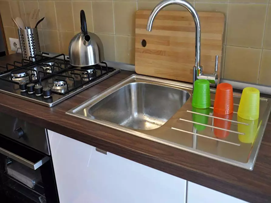 Immagine 6 di Camera in affitto  in Via Tortona a Milano