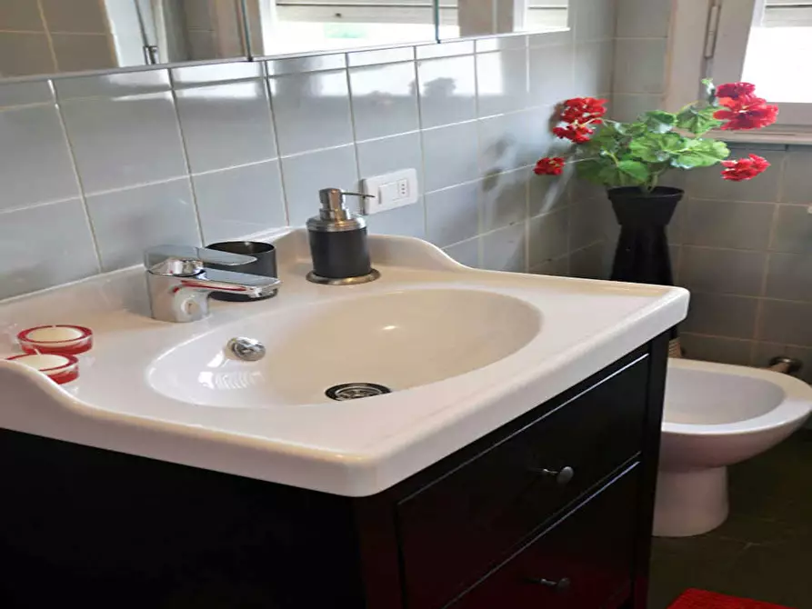 Immagine 6 di Camera in affitto  in Via Tortona a Milano