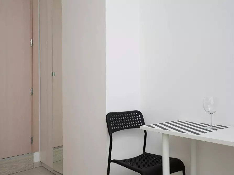 Immagine 5 di Appartamento in affitto  in Viale Principe Amedeo a Rimini