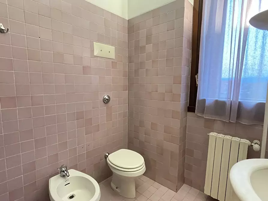 Immagine 5 di Camera in affitto  in Via Angelo Ramazzotti a Monza