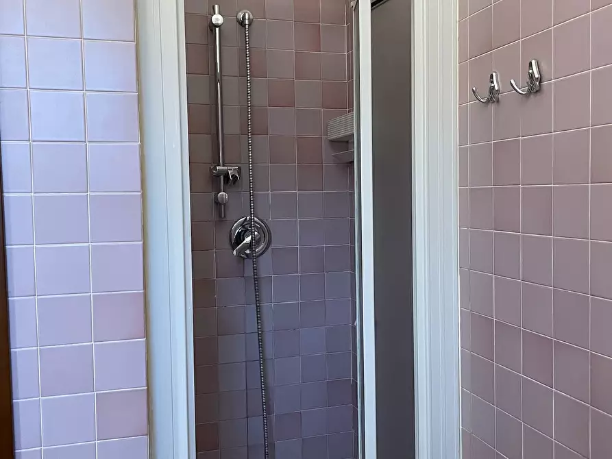 Immagine 7 di Camera in affitto  in Via Angelo Ramazzotti a Monza