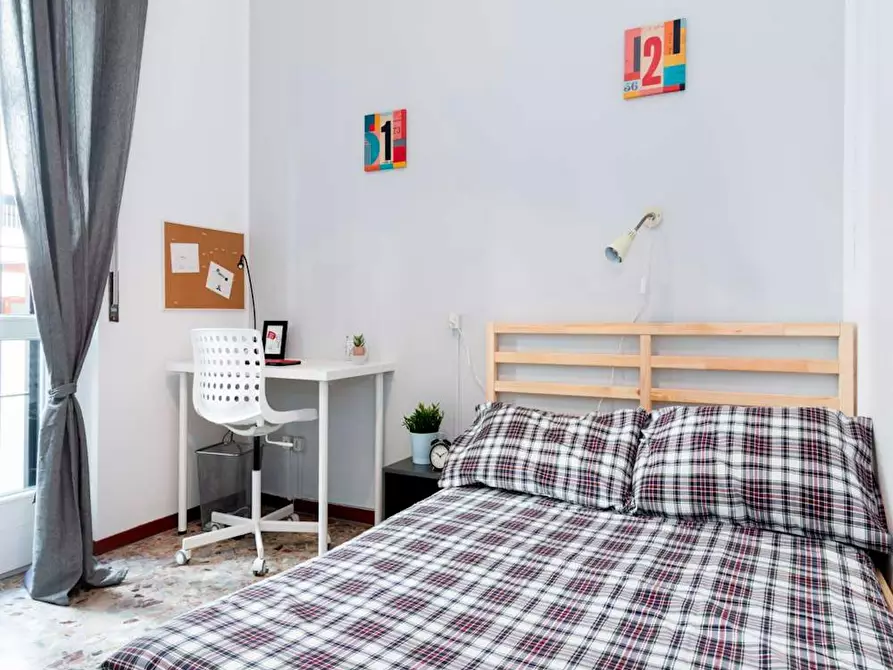 Immagine 6 di Camera in affitto  in Via Ferrante Aporti a Milano