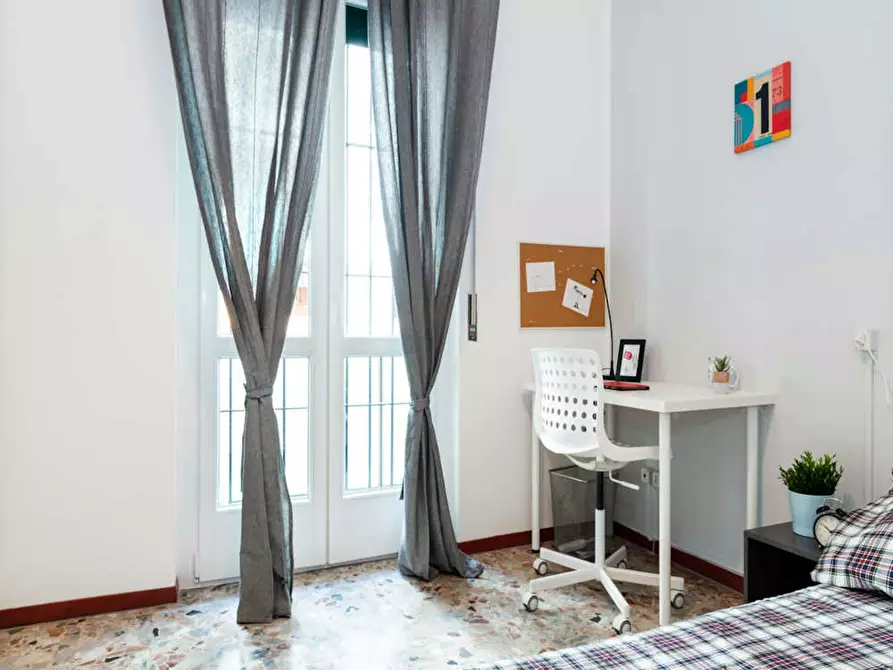 Immagine 6 di Camera in affitto  in Via Ferrante Aporti a Milano