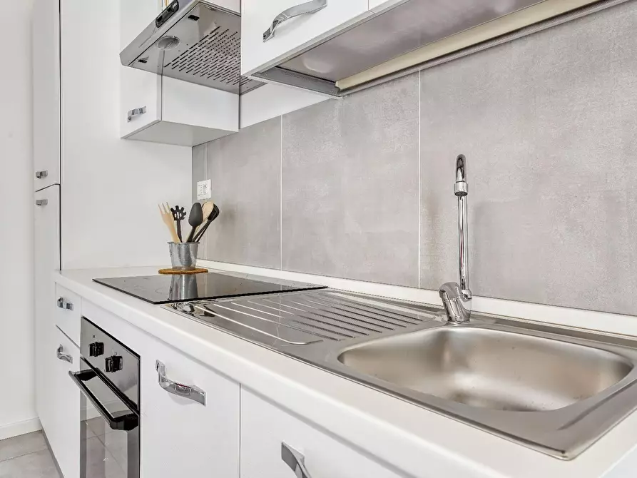 Immagine 7 di Appartamento in affitto  in Via Giovanni Battista Cassinis a Milano