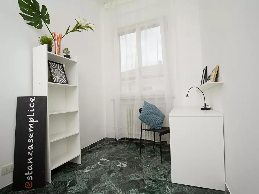 Immagine 2 di Camera in affitto  in Corso d'Augusto a Rimini