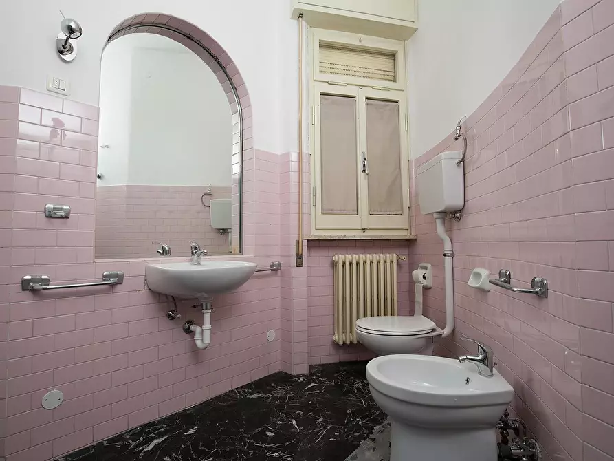 Immagine 5 di Camera in affitto  in Corso d'Augusto a Rimini