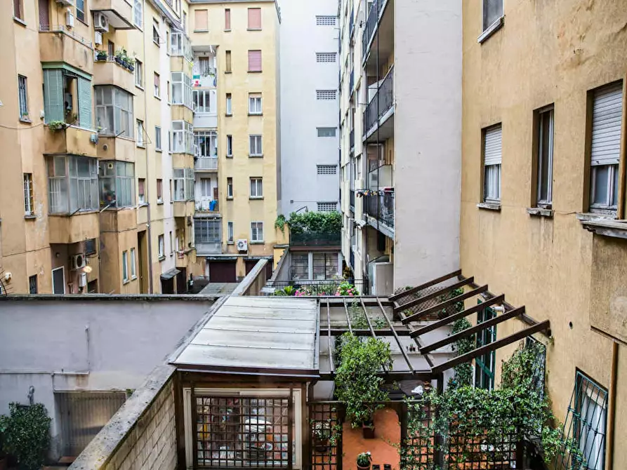 Immagine 8 di Camera in affitto  in Via Francesco Albani a Milano