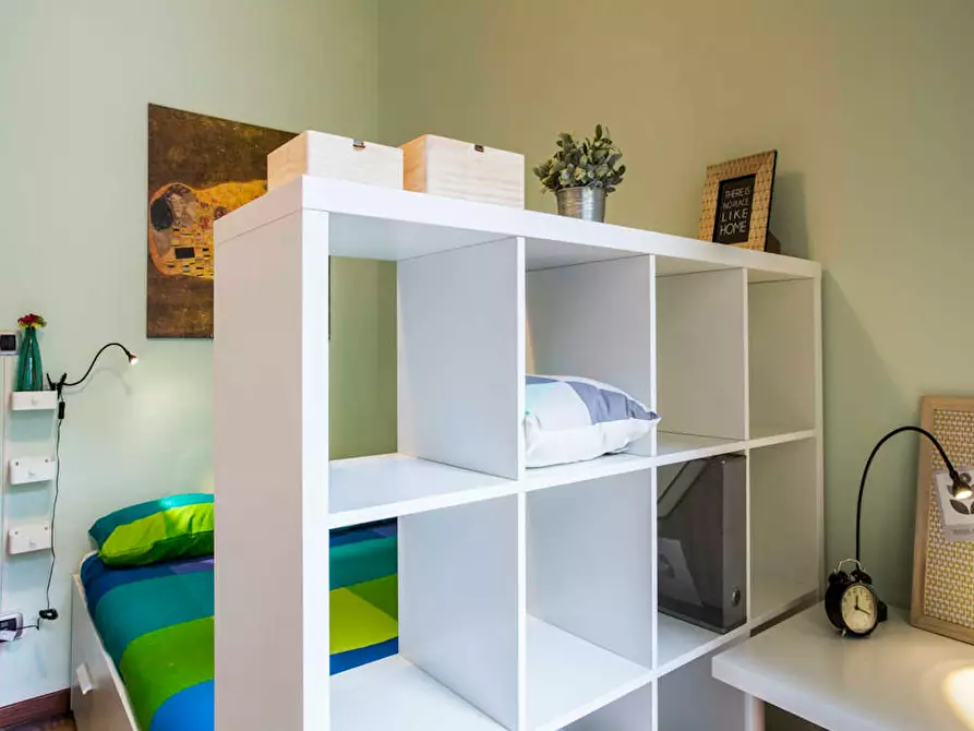 Immagine 3 di Camera in affitto  in Via Francesco Albani a Milano