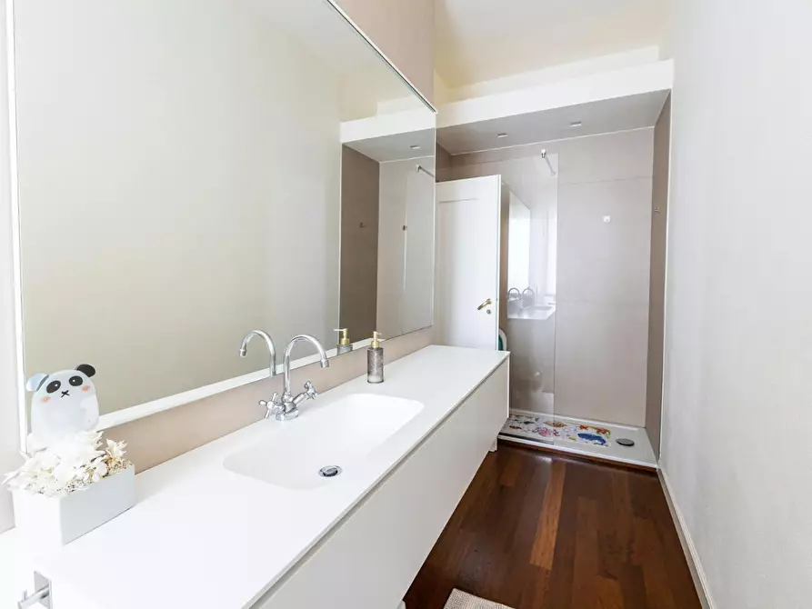 Immagine 4 di Camera condivisa in affitto  in Via Giovanni Brugnoli a Bologna