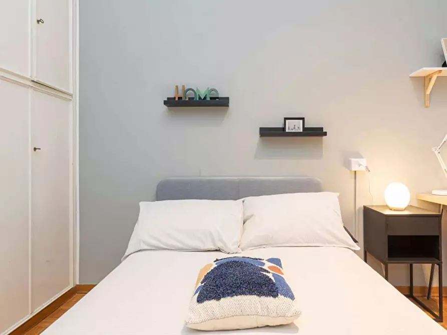 Immagine 1 di Camera in affitto  in Viale Emilio Caldara a Milano