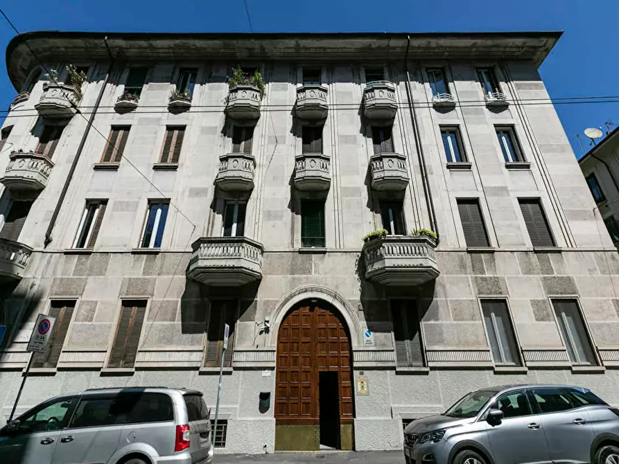 Immagine 10 di Camera in affitto  in Via Lipari a Milano