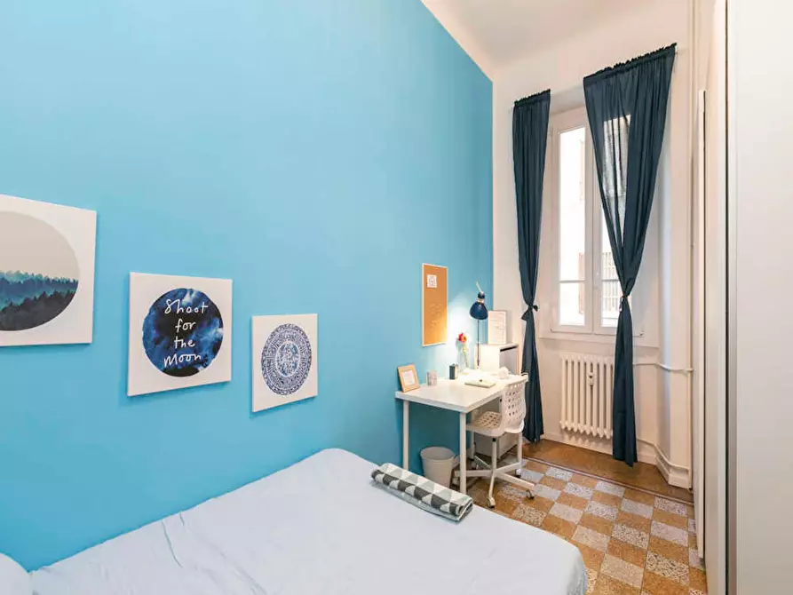 Immagine 1 di Camera in affitto  in Via Lipari a Milano
