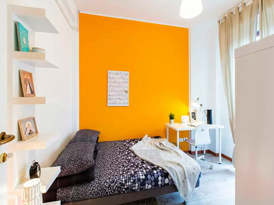 Immagine 1 di Camera in affitto  in Largo Cavalieri di Malta a Milano