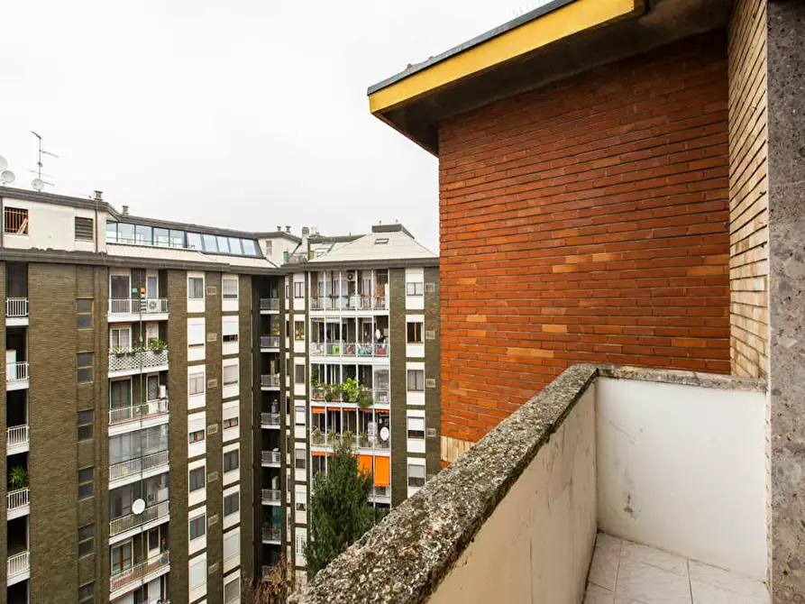 Immagine 10 di Camera in affitto  in Largo Cavalieri di Malta a Milano