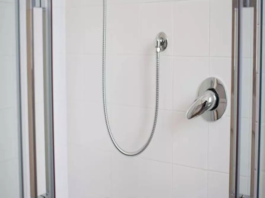 Immagine 10 di Camera in affitto  in Via Alfonso Capecelatro a Milano