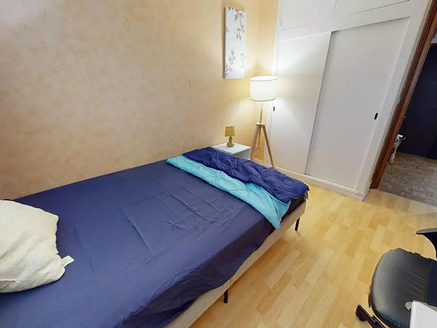 Immagine 2 di Camera in affitto  in Rue Henri Wallon a Saint-Étienne-du-Rouvray