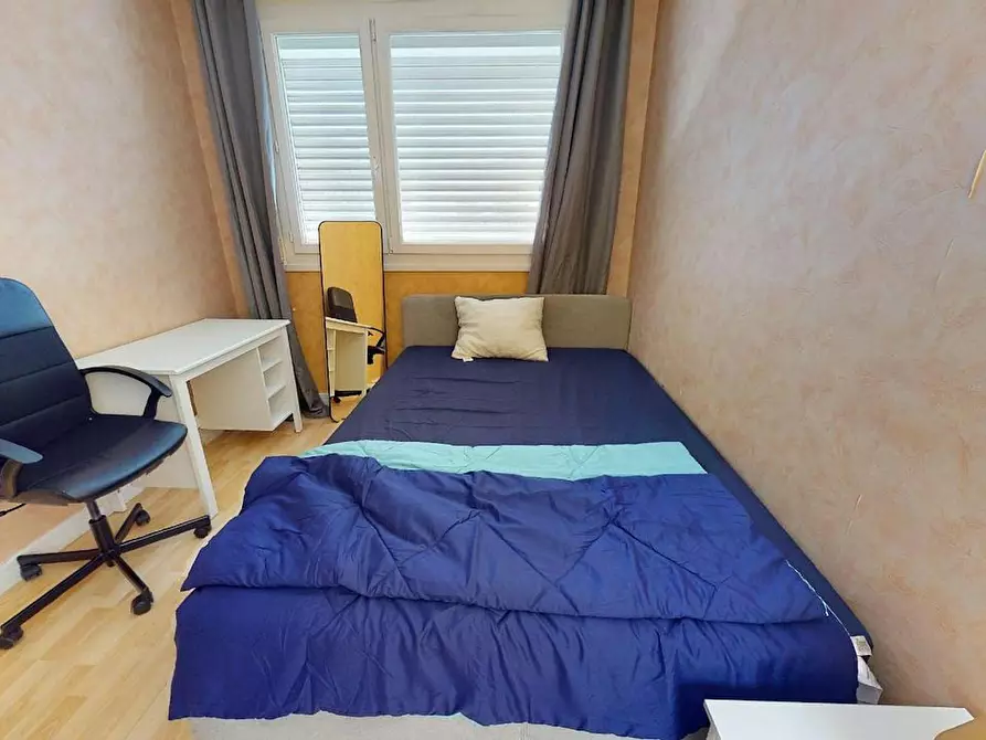 Immagine 1 di Camera in affitto  in Rue Henri Wallon a Saint-Étienne-du-Rouvray