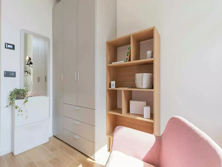 Immagine 2 di Camera in affitto  in Via Padova a Torino