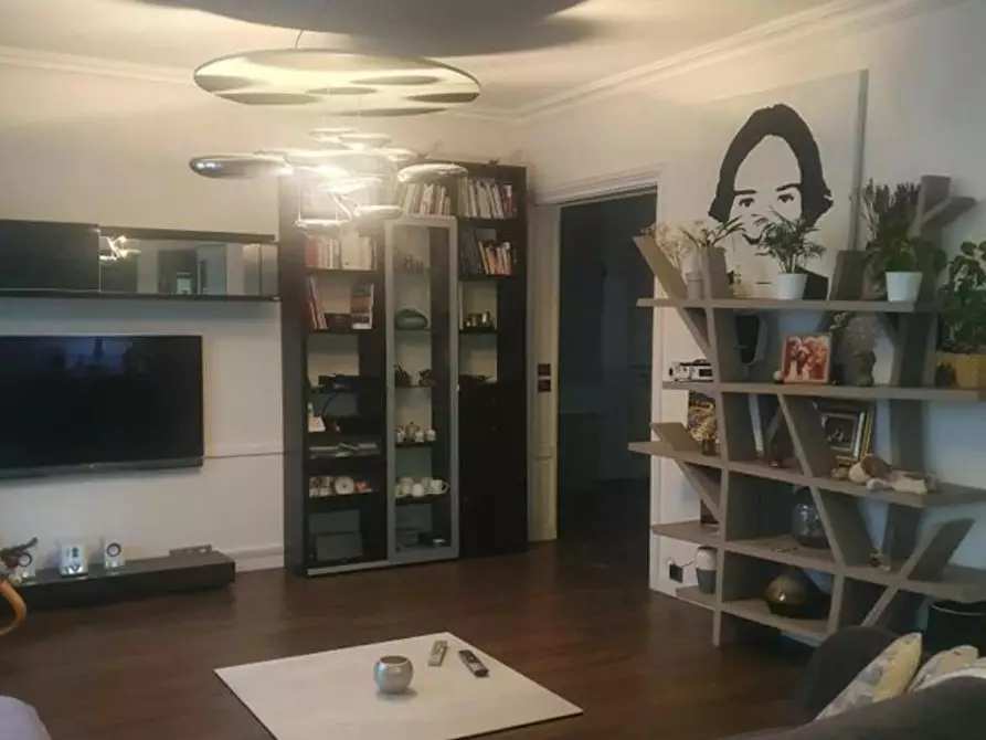 Immagine 4 di Camera in affitto  in Rue Fourcroy a Paris 17