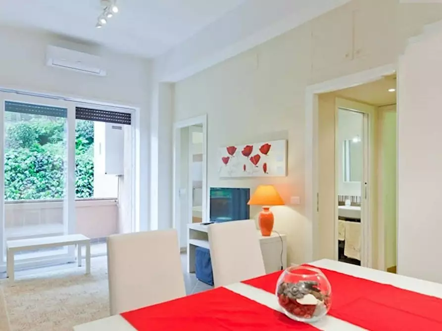 Immagine 10 di Appartamento in affitto  in Via Druso a Roma