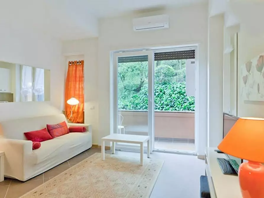 Immagine 8 di Appartamento in affitto  in Via Druso a Roma