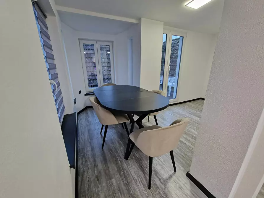 Immagine 4 di Appartamento in affitto  in Hauptstraße a Mühlheim