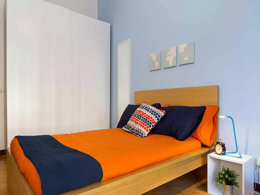 Immagine 1 di Camera in affitto  in Via Larga a Milano