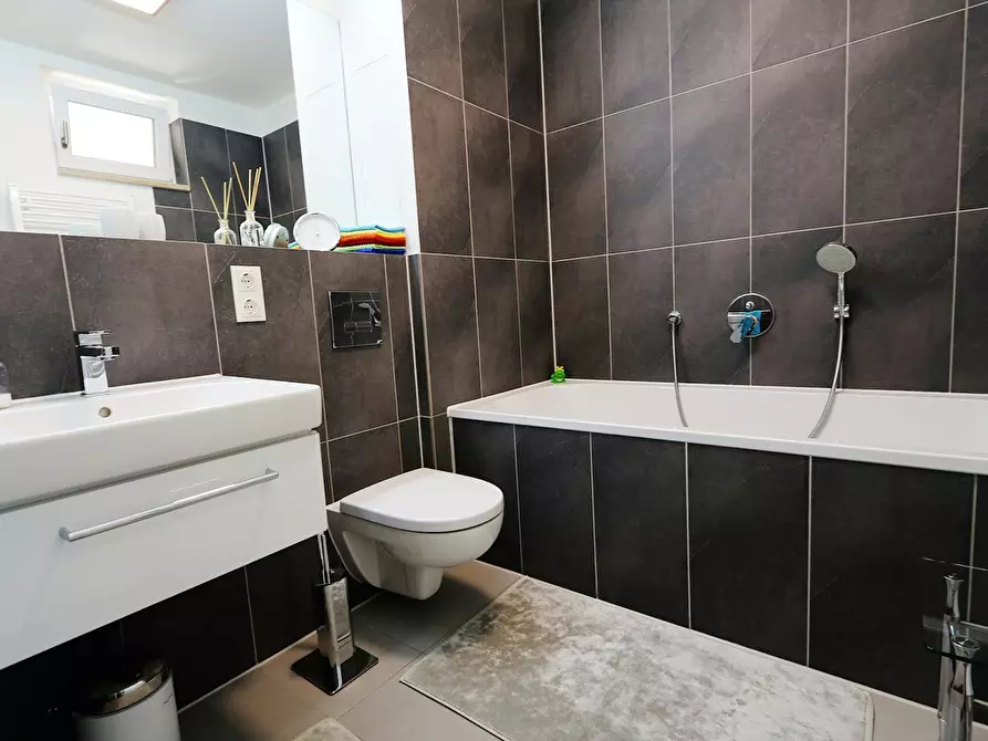 Immagine 10 di Appartamento in affitto  in Von-der-Heydt-Straße a Berlin