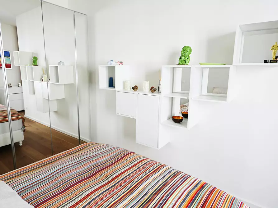 Immagine 8 di Appartamento in affitto  in Von-der-Heydt-Straße a Berlin