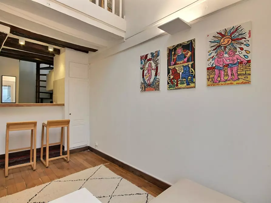Immagine 6 di Appartamento in affitto  in Rue Saint-Antoine a Paris
