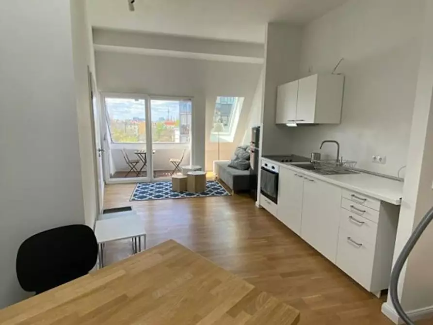 Immagine 1 di Appartamento in affitto  in Seumestraße a Berlin Friedrichshain