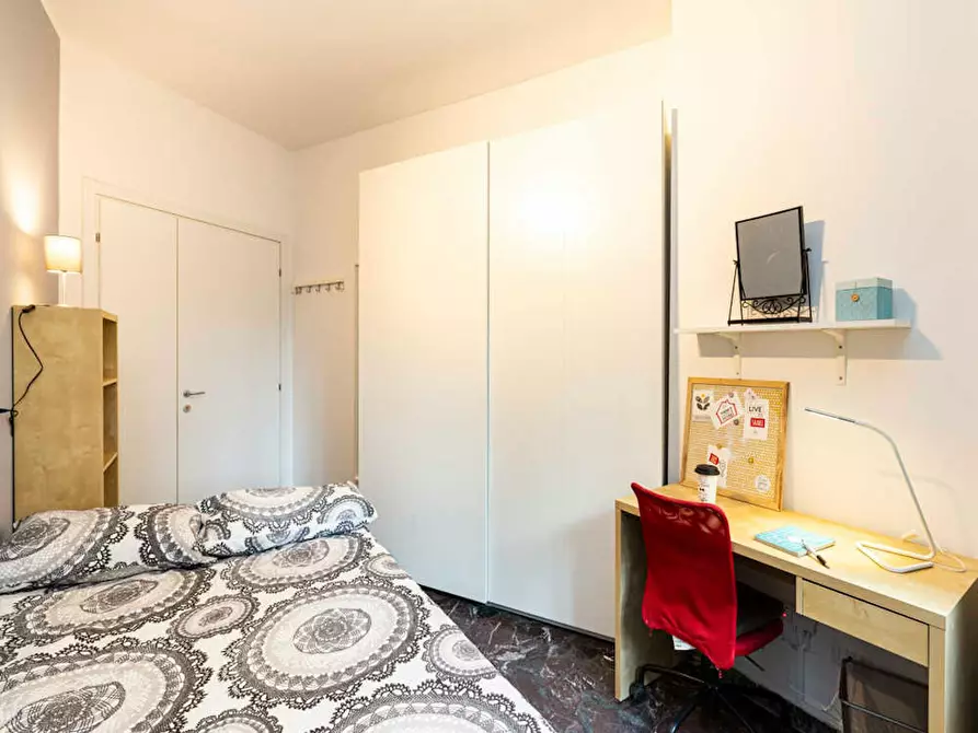 Immagine 3 di Camera in affitto  in Corso Vercelli a Milano