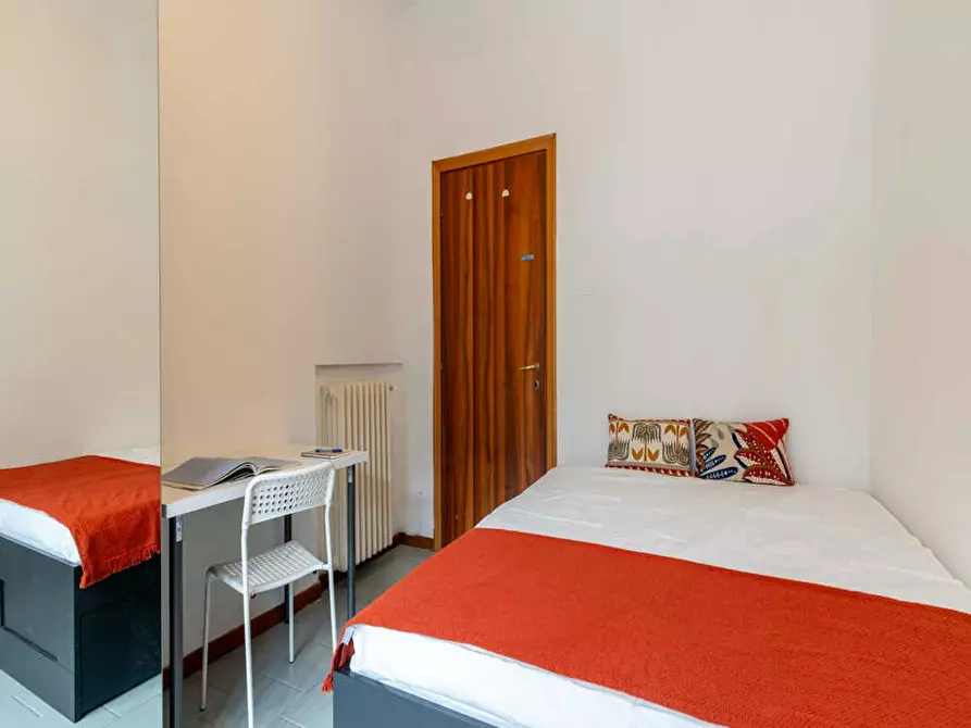 Immagine 5 di Camera in affitto  in Via Jacopo della Quercia a Milano