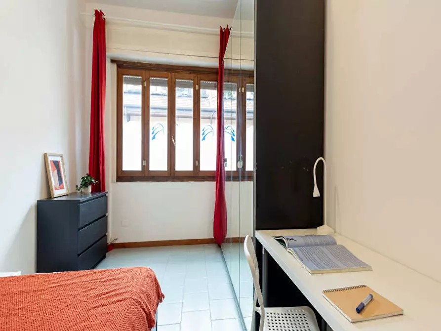 Immagine 6 di Camera in affitto  in Via Jacopo della Quercia a Milano