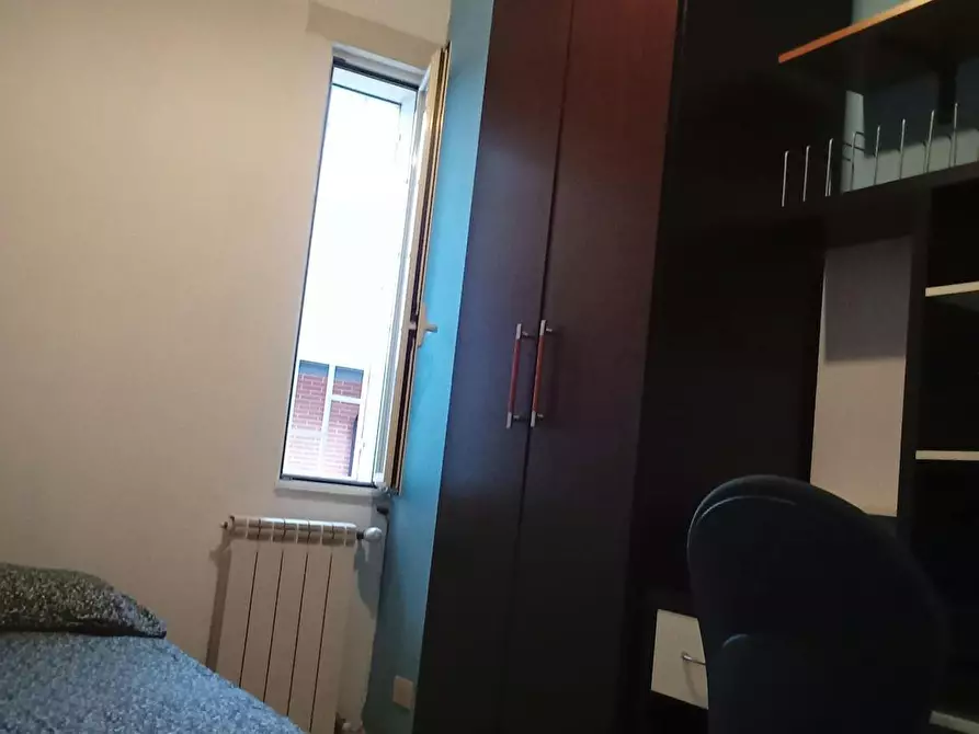 Immagine 3 di Camera in affitto  in Via Francesco di Benedetto a Roma