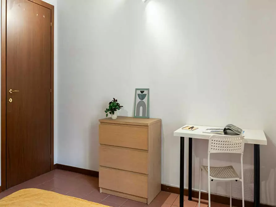Immagine 6 di Camera in affitto  in Via Jacopo della Quercia a Milano