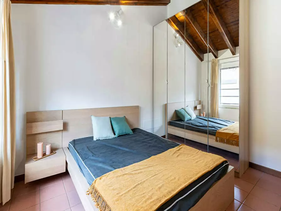 Immagine 1 di Camera in affitto  in Via Jacopo della Quercia a Milano