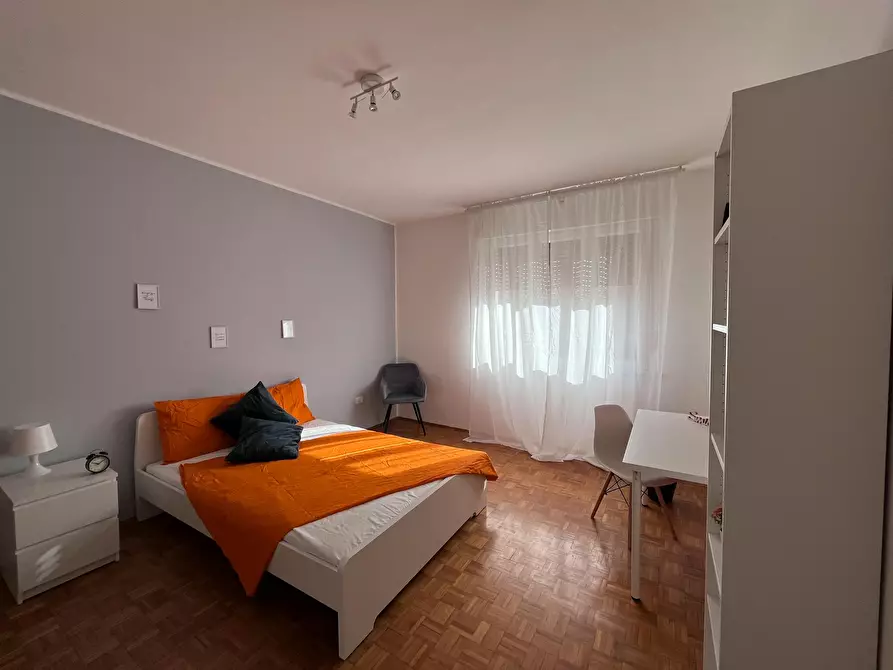 Immagine 4 di Camera in affitto  in Viale Verona a Trento