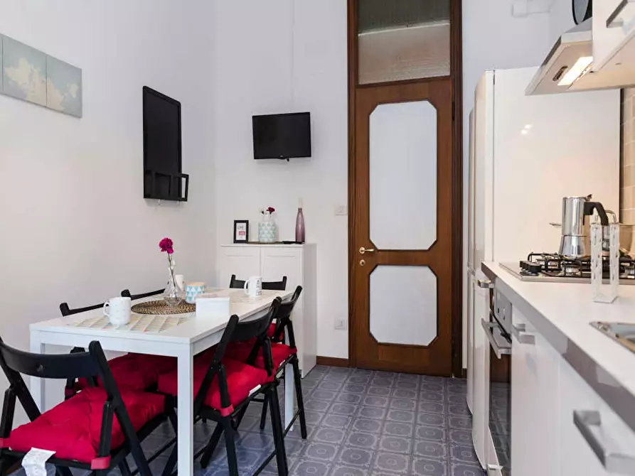 Immagine 10 di Camera in affitto  in Viale Giovanni Vicini a Bologna