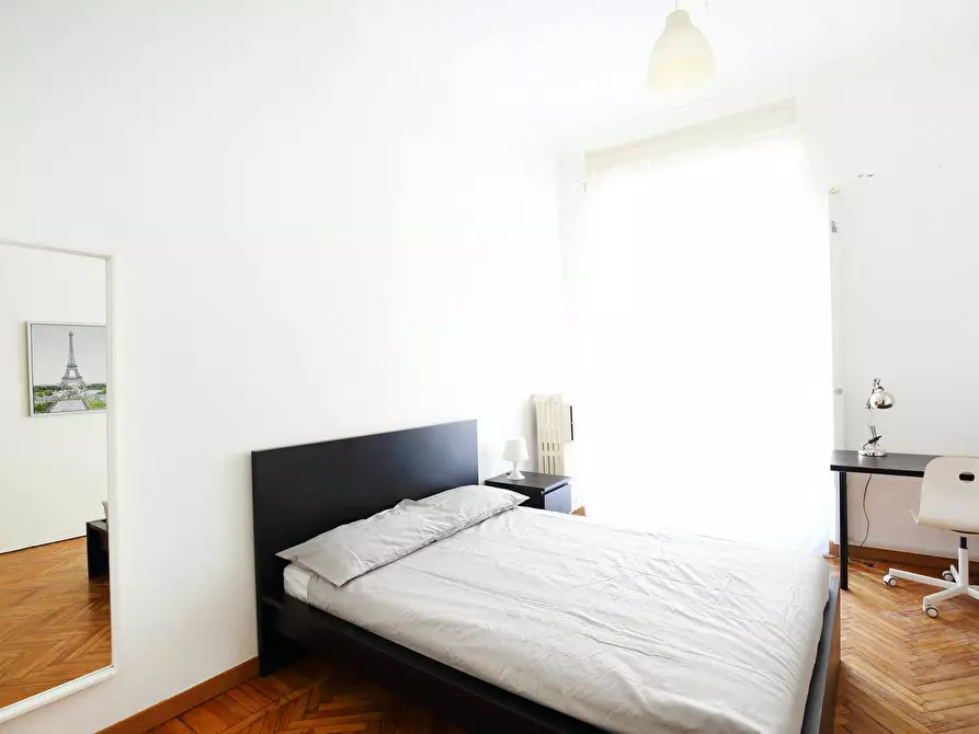 Immagine 2 di Camera in affitto  in Via Raimondo Franchetti a Milano