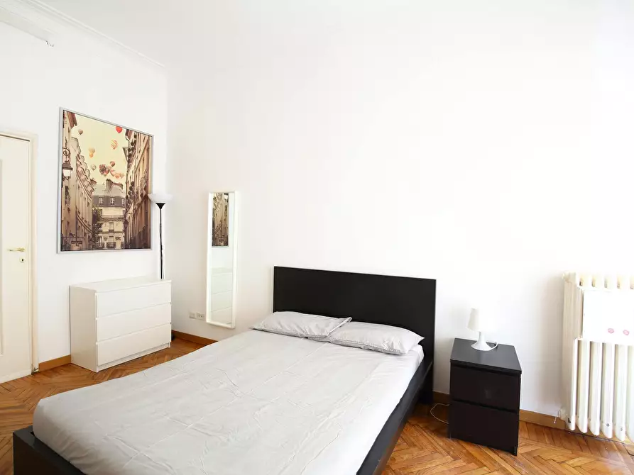 Immagine 4 di Camera in affitto  in Via Raimondo Franchetti a Milano