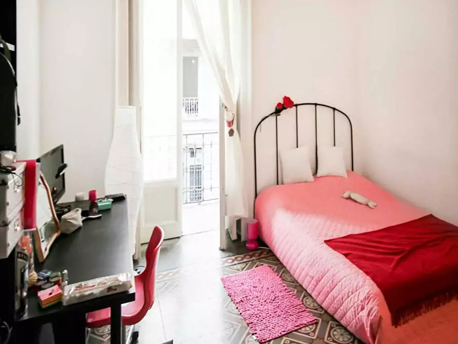 Immagine 4 di Camera in affitto  in Piazza Ventiquattro Maggio a Milano