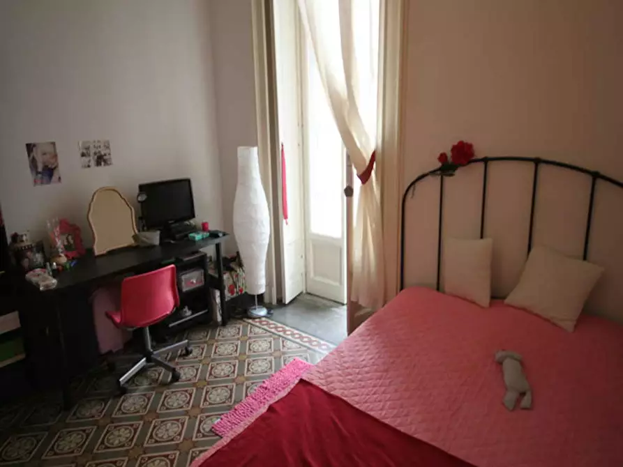 Immagine 3 di Camera in affitto  in Piazza Ventiquattro Maggio a Milano