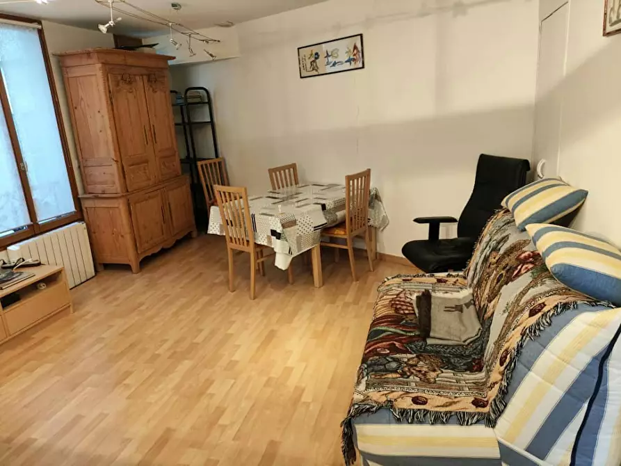 Immagine 7 di Appartamento in affitto  in Rue du Faubourg Montmartre a Paris