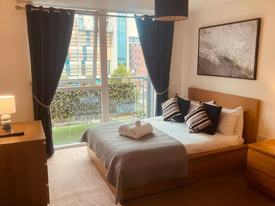 Immagine 2 di Appartamento in affitto  in Langley Walk a 