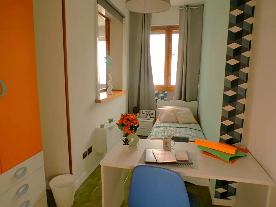 Immagine 2 di Camera in affitto  in Via Rodolfo Mondolfo a Bologna