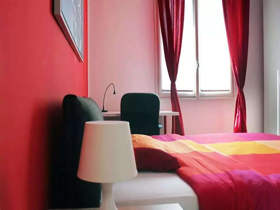 Immagine 5 di Camera in affitto  in Via Salvatore Barzilai a Milano