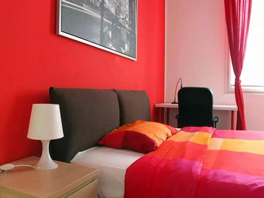 Immagine 10 di Camera in affitto  in Via Salvatore Barzilai a Milano